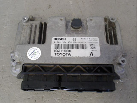CALCULATEUR MOTEUR TOYOTA YARIS