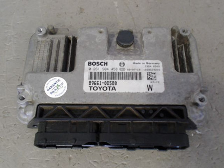 CALCULATEUR MOTEUR TOYOTA YARIS