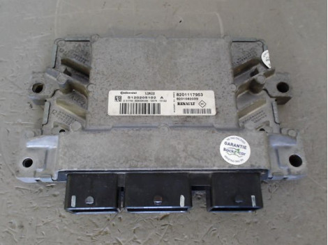 CALCULATEUR MOTEUR RENAULT CLIO