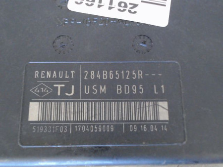 BOITE A FUSIBLES RENAULT MEGANE