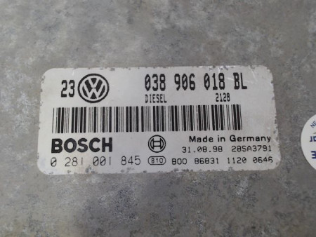 CALCULATEUR MOTEUR VOLKSWAGEN GOLF