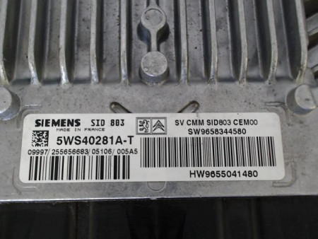 CALCULATEUR MOTEUR PEUGEOT 307