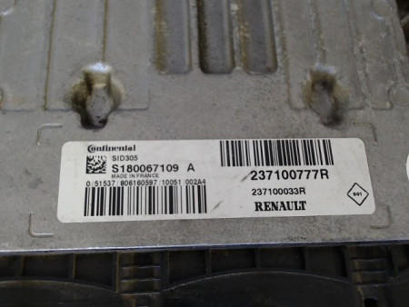 CALCULATEUR MOTEUR RENAULT MEGANE