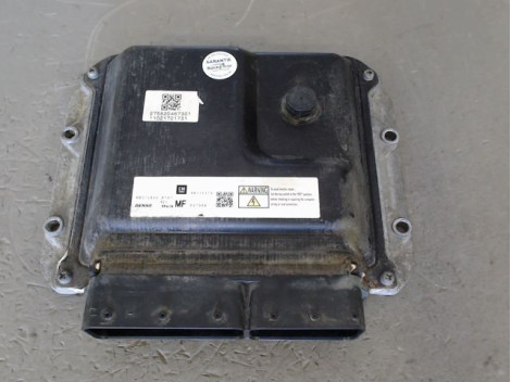 CALCULATEUR MOTEUR OPEL ZAFIRA