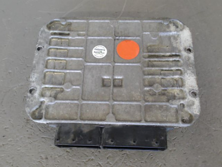CALCULATEUR MOTEUR OPEL ZAFIRA