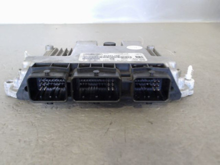 CALCULATEUR MOTEUR FORD FOCUS