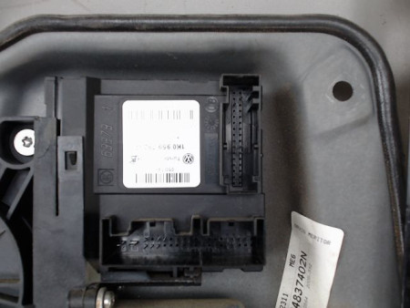MECANISME LEVE-GLACE AVANT DROIT VOLKSWAGEN GOLF