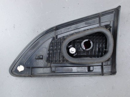 FEU ARRIERE INTERIEUR GAUCHE RENAULT MEGANE