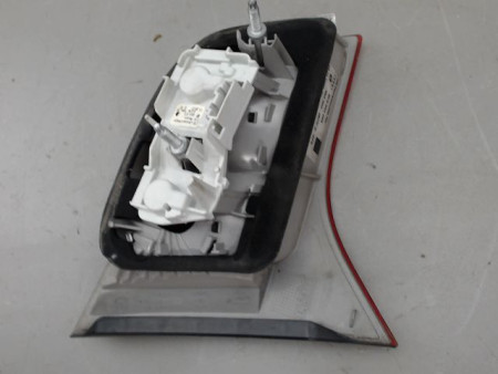 FEU ARRIERE INTERIEUR DROIT AUDI A4