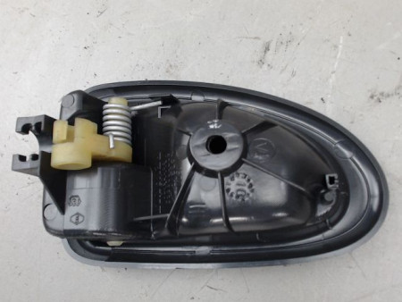 POIGNEE INTERIEURE PORTE AVANT DROIT RENAULT CLIO