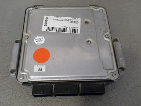 CALCULATEUR MOTEUR RENAULT TRAFIC