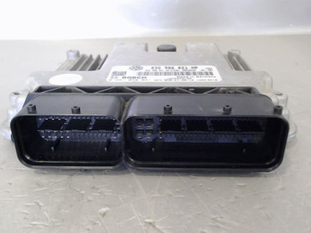 CALCULATEUR MOTEUR VOLKSWAGEN TOURAN