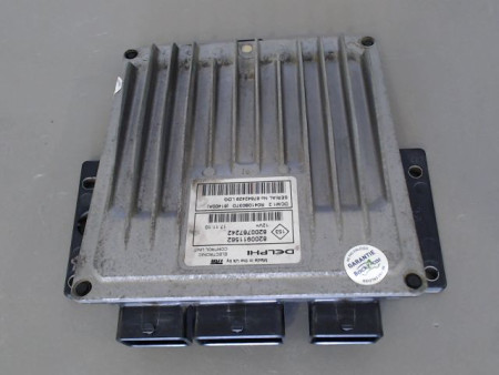 CALCULATEUR MOTEUR RENAULT CLIO