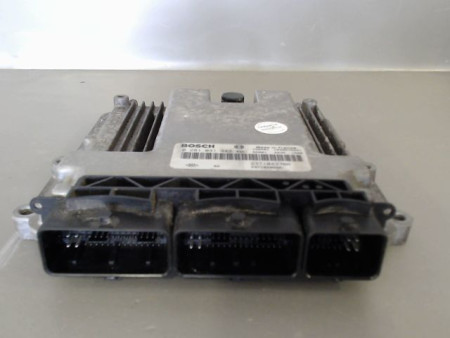 CALCULATEUR MOTEUR RENAULT MEGANE