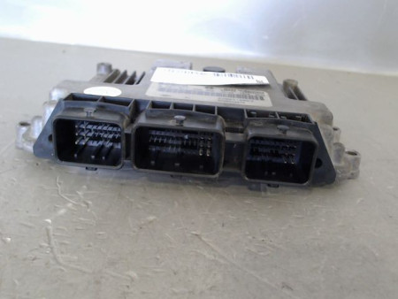CALCULATEUR MOTEUR RENAULT MEGANE