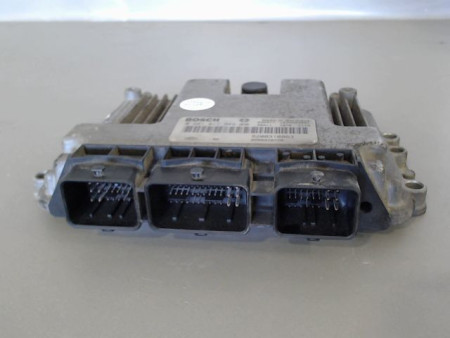 CALCULATEUR MOTEUR RENAULT MEGANE