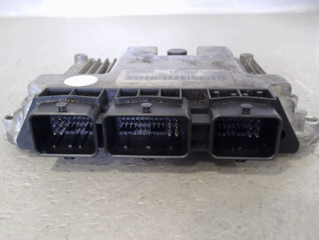 CALCULATEUR MOTEUR RENAULT MEGANE