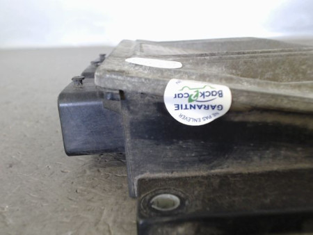 CALCULATEUR MOTEUR RENAULT MEGANE