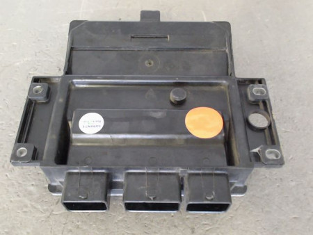 CALCULATEUR MOTEUR RENAULT MEGANE
