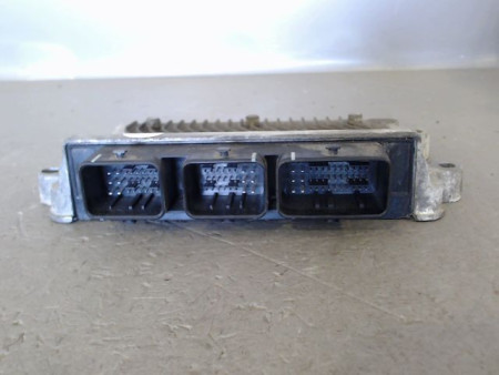 CALCULATEUR MOTEUR PEUGEOT 206