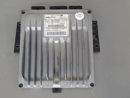 CALCULATEUR MOTEUR DACIA SANDERO