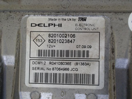 CALCULATEUR MOTEUR DACIA SANDERO
