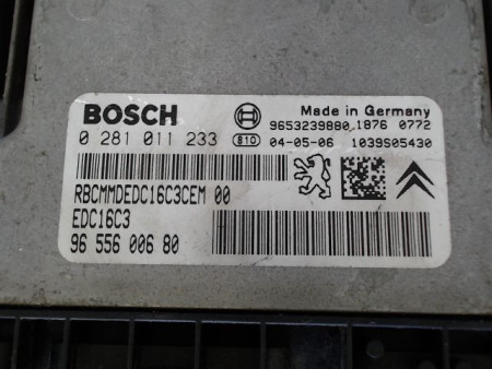CALCULATEUR MOTEUR CITROEN XSARA