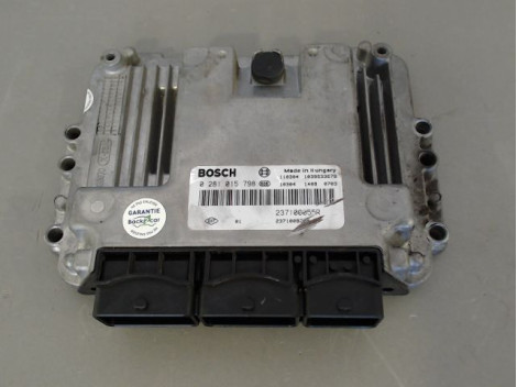 CALCULATEUR MOTEUR RENAULT MEGANE