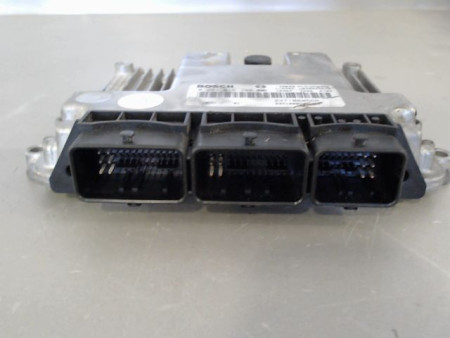 CALCULATEUR MOTEUR RENAULT MEGANE