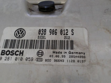 CALCULATEUR MOTEUR SEAT TOLEDO