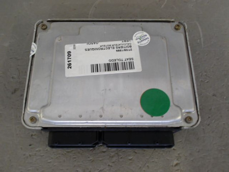 CALCULATEUR MOTEUR SEAT TOLEDO