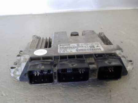 CALCULATEUR MOTEUR PEUGEOT EXPERT