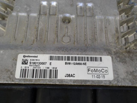CALCULATEUR MOTEUR FORD FOCUS