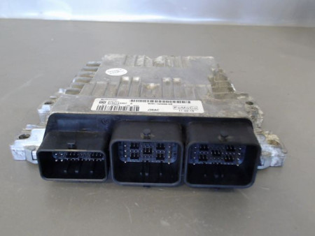 CALCULATEUR MOTEUR FORD FOCUS