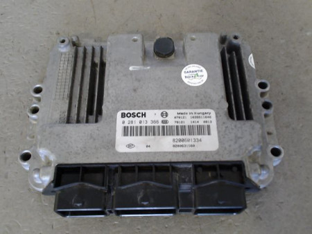 CALCULATEUR MOTEUR RENAULT MEGANE