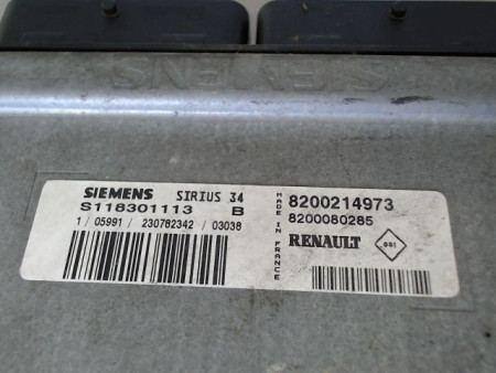 CALCULATEUR MOTEUR RENAULT CLIO