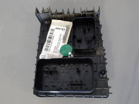 BOITE A FUSIBLES VOLKSWAGEN TOURAN