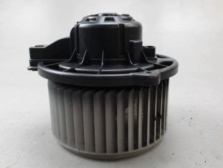 MOTEUR VENTILATEUR CHAUFFAGE TOYOTA COROLLA