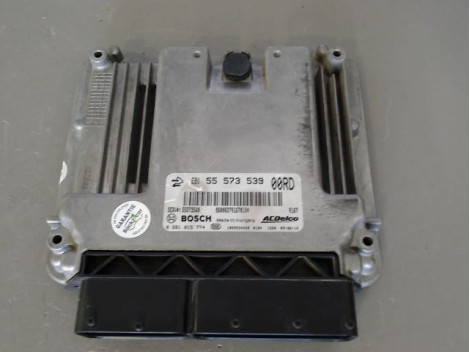 CALCULATEUR MOTEUR OPEL INSIGNIA