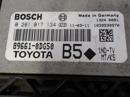 CALCULATEUR MOTEUR TOYOTA YARIS