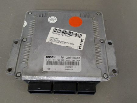 CALCULATEUR MOTEUR RENAULT VEL SATIS