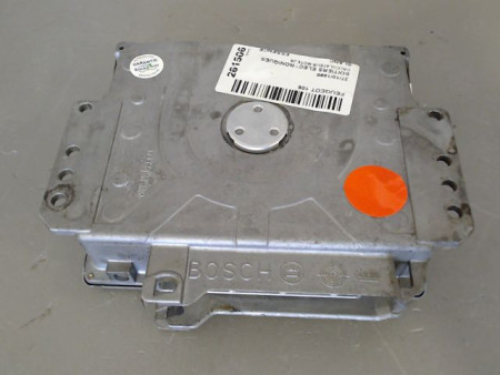 CALCULATEUR MOTEUR PEUGEOT 106