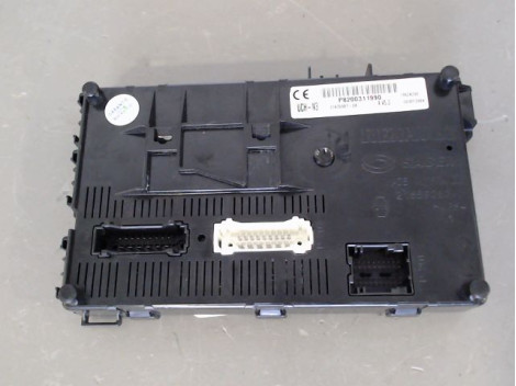 BOITIER GESTION HABITACLE RENAULT CLIO