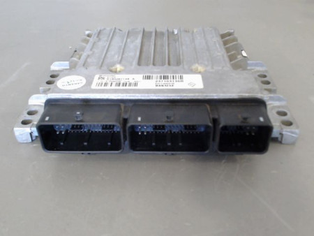 CALCULATEUR MOTEUR RENAULT MEGANE