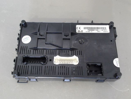 BOITIER GESTION HABITACLE RENAULT CLIO
