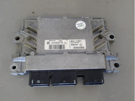 CALCULATEUR MOTEUR DACIA SANDERO