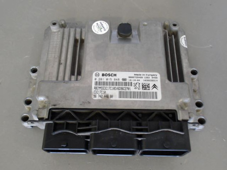 CALCULATEUR MOTEUR PEUGEOT 207