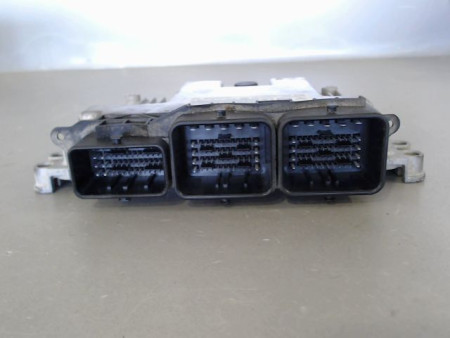 CALCULATEUR MOTEUR PEUGEOT 207