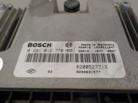 CALCULATEUR MOTEUR RENAULT LAGUNA