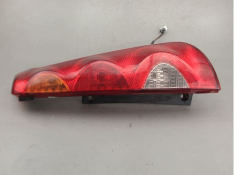 FEU ARRIERE DROIT NISSAN NOTE